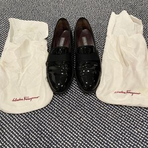 Salvatore Ferragamo "Notte" Black-Patent Tuxedo Dress Loafers - 9.5